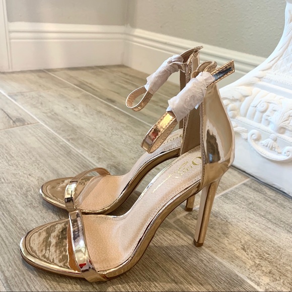 Gold Heels - Picture 8 of 12